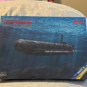 U-Boat Type 'Molch' Building Set - Black